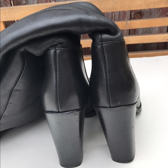 Prada boots with fur - Picture 4 of 5